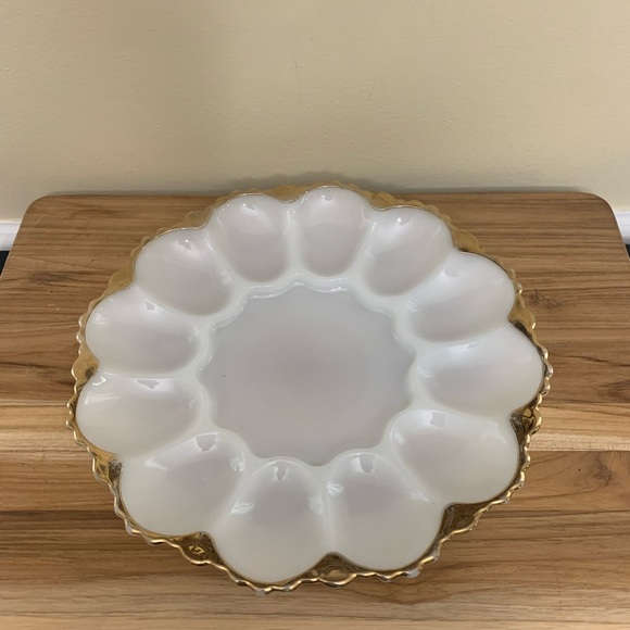 Vintage/Antique Milk Glass Egg Platter with Gold Trim - Picture 7 of 10